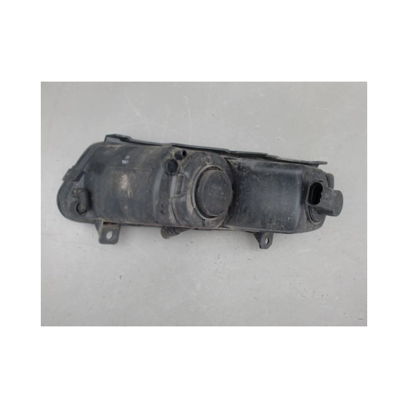PHARE ANTIBROUILLARD AVANT DROIT VOLKSWAGEN POLO
