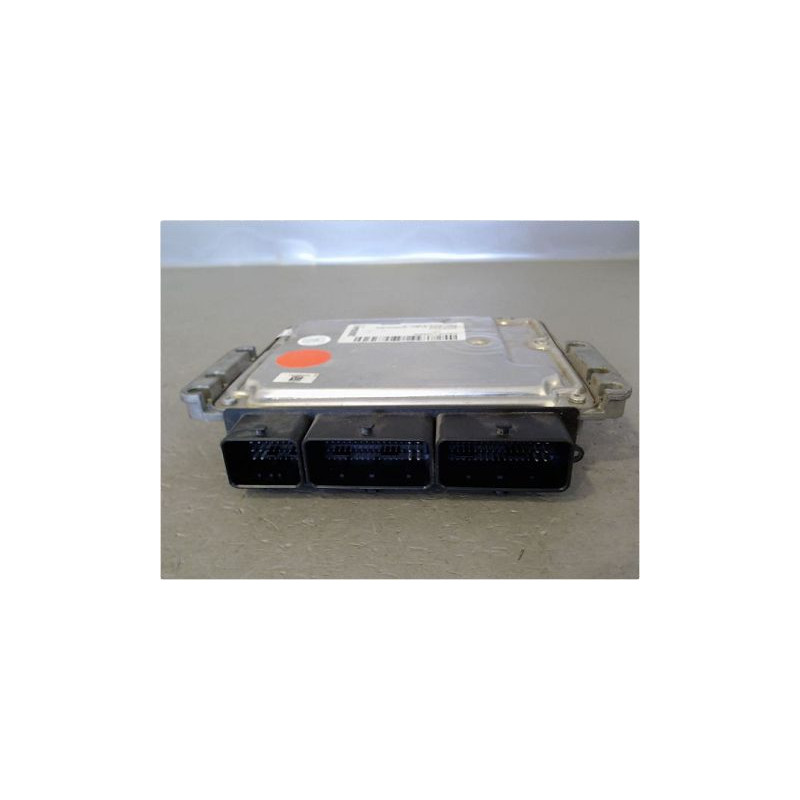 CALCULATEUR MOTEUR DACIA LOGAN