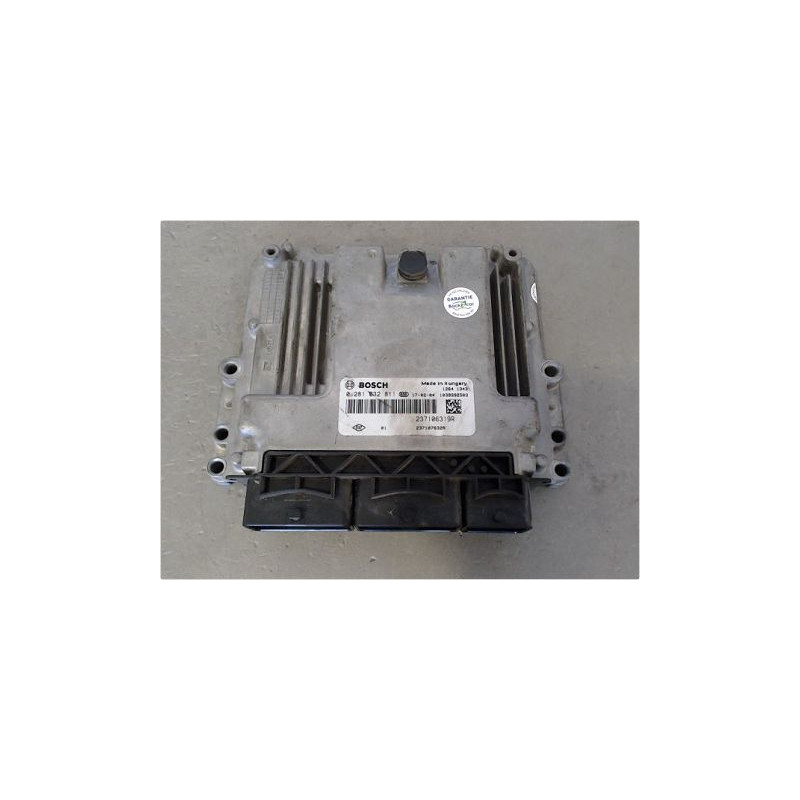 CALCULATEUR MOTEUR DACIA LOGAN