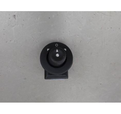 COMMANDE RETROVISSEUR EXT ELECTRIQUE