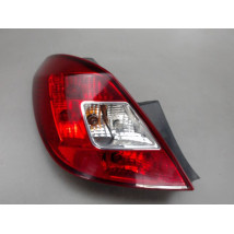 FEU ARRIERE GAUCHE  OPEL CORSA