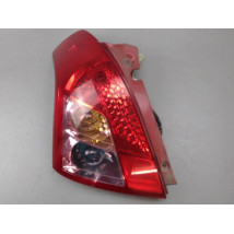 FEU ARRIERE GAUCHE  SUZUKI SWIFT