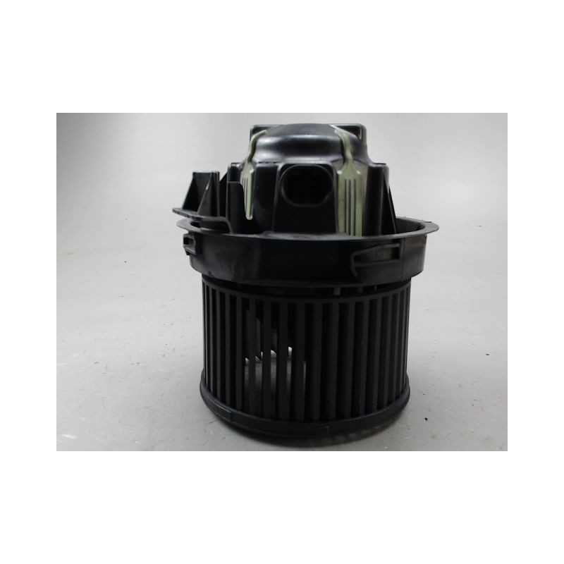 MOTEUR VENTILATEUR CHAUFFAGE PEUGEOT 207