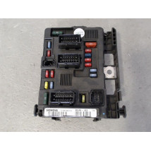 BOITE A FUSIBLES PEUGEOT 206