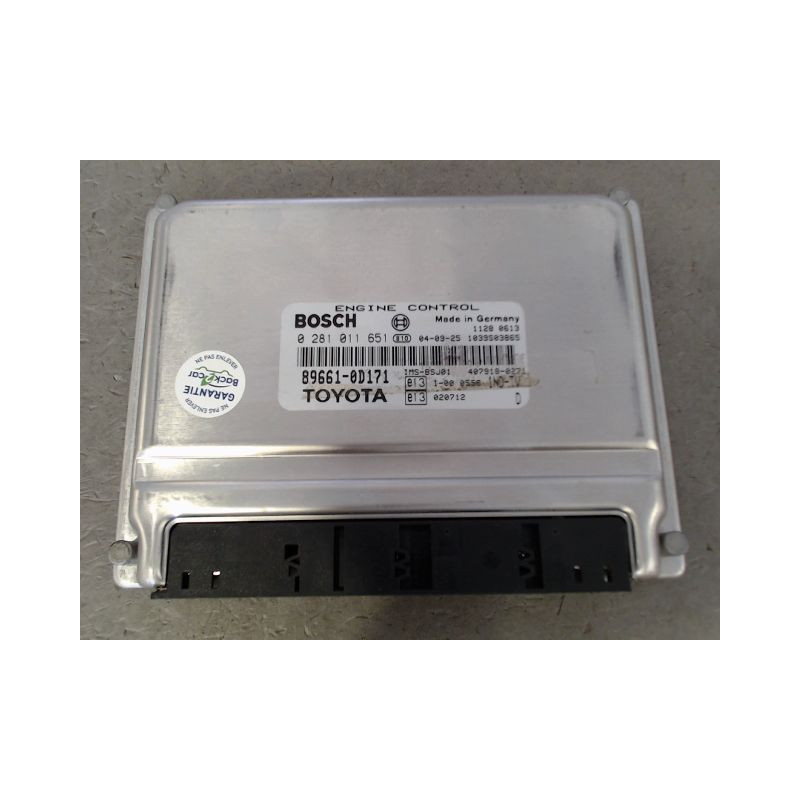 CALCULATEUR MOTEUR TOYOTA YARIS