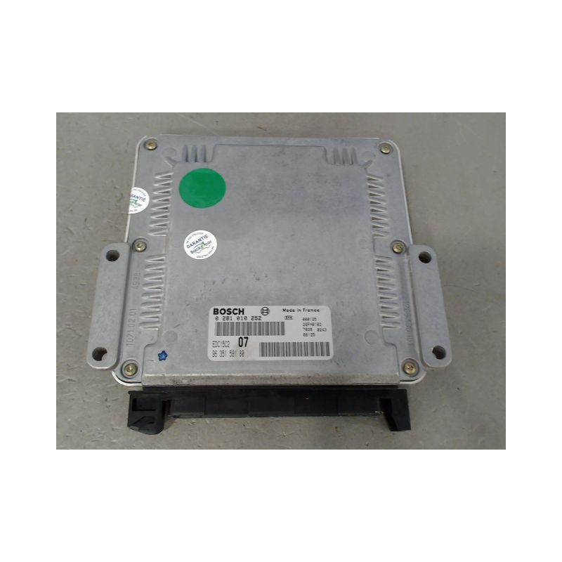 CALCULATEUR MOTEUR CITROEN XANTIA