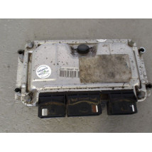 CALCULATEUR MOTEUR CITROEN SAXO