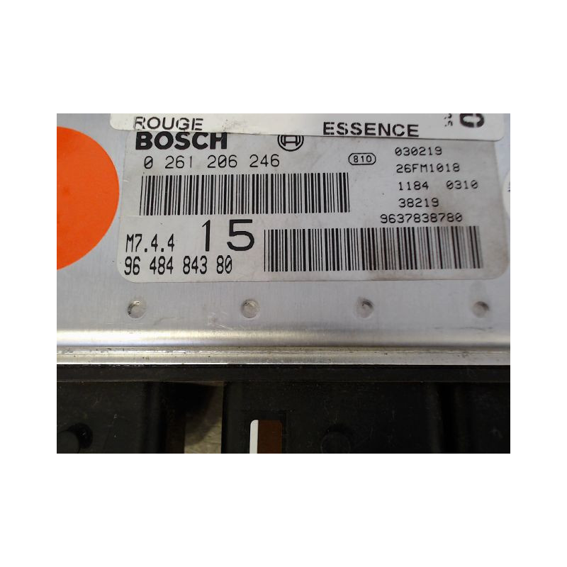 CALCULATEUR MOTEUR CITROEN SAXO