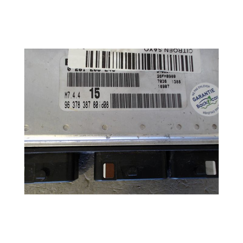 CALCULATEUR MOTEUR CITROEN SAXO