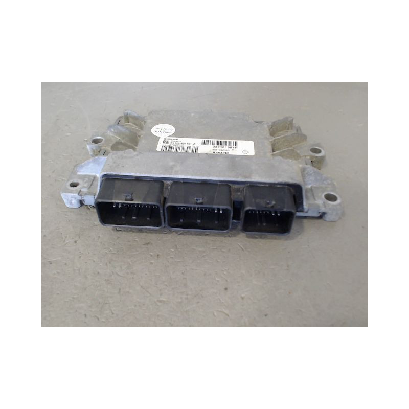 CALCULATEUR MOTEUR RENAULT CLIO