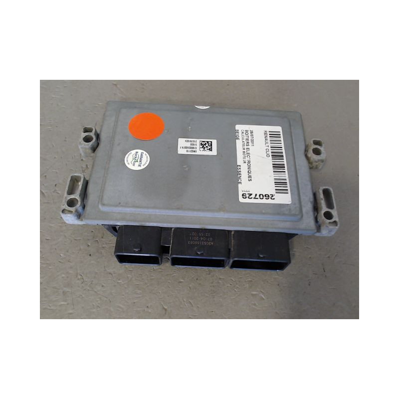 CALCULATEUR MOTEUR RENAULT CLIO