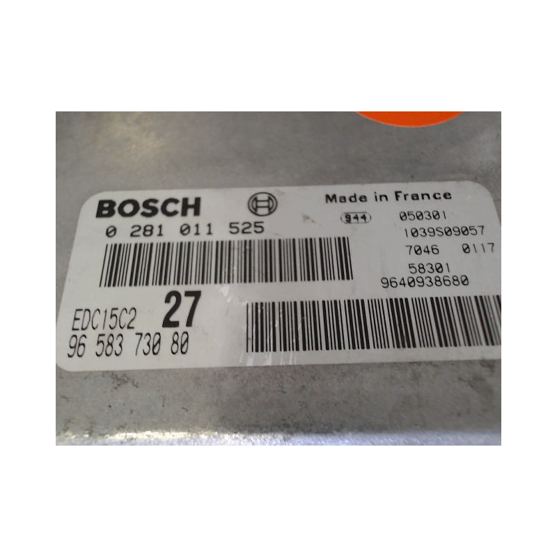 CALCULATEUR MOTEUR PEUGEOT 206