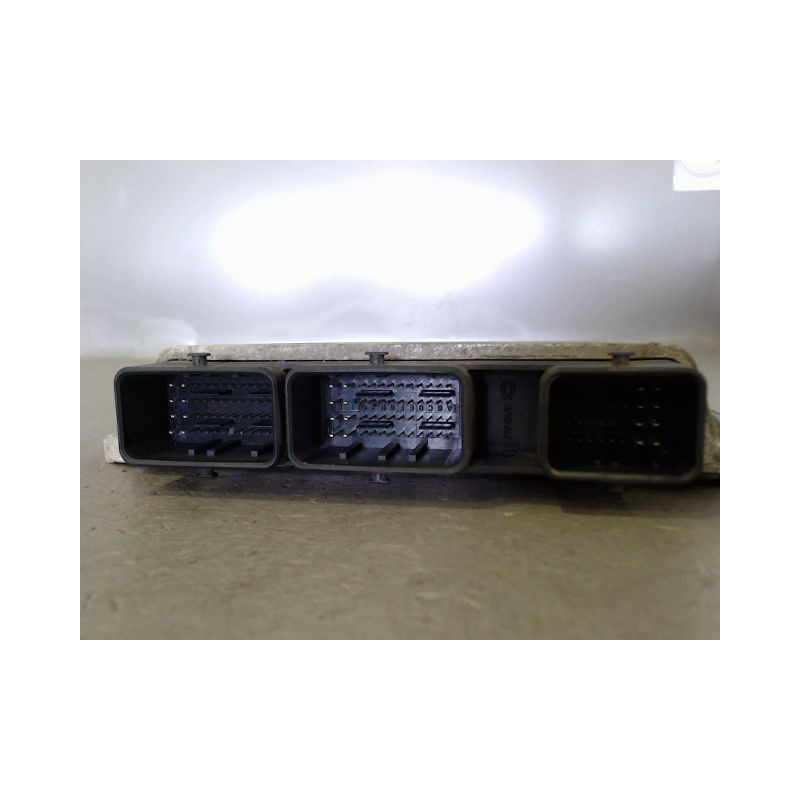 CALCULATEUR MOTEUR RENAULT MODUS
