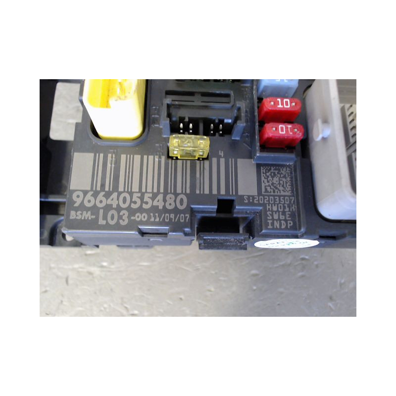 BOITE A FUSIBLES CITROEN C3