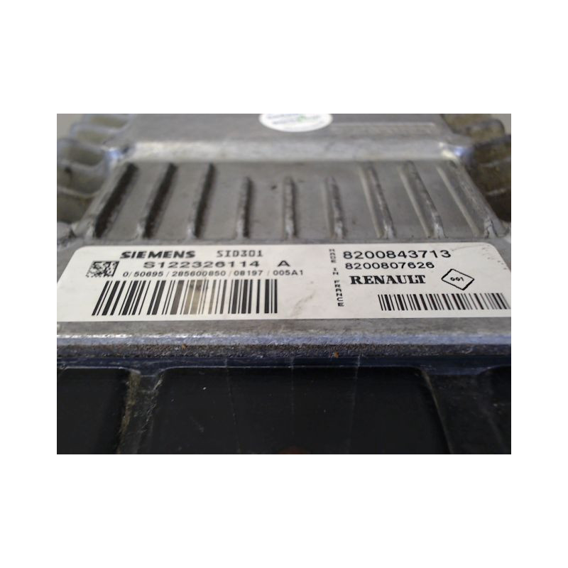 CALCULATEUR MOTEUR RENAULT MEGANE