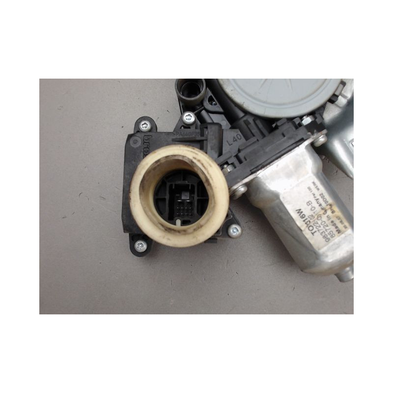 MECANISME LEVE-GLACE AVANT GAUCHE TOYOTA YARIS