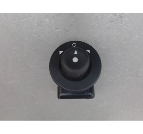 COMMANDE RETROVISSEUR EXT ELECTRIQUE