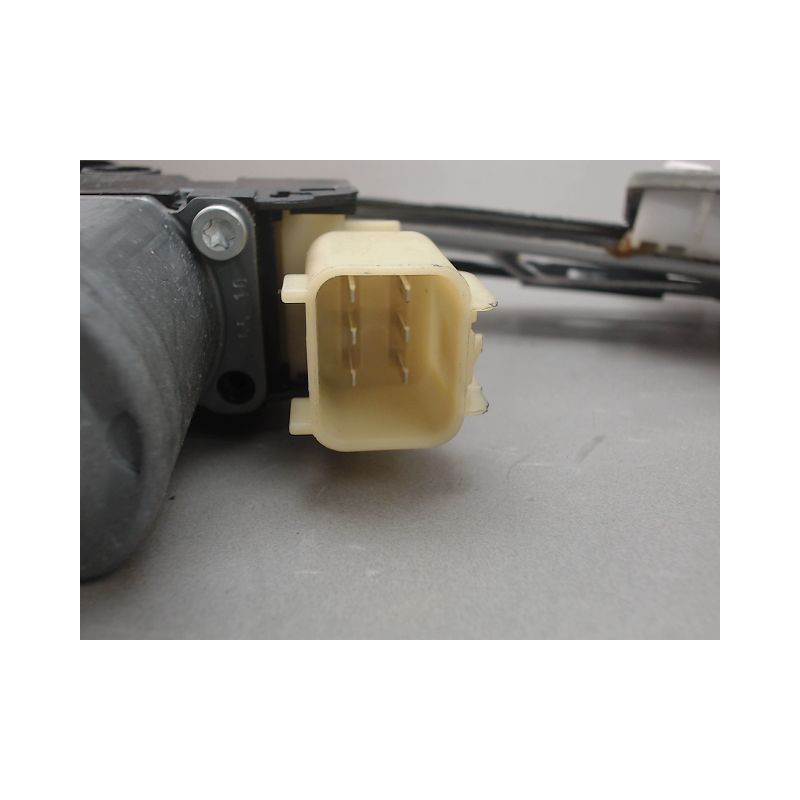 MECANISME LEVE-GLACE AVANT GAUCHE FORD FIESTA