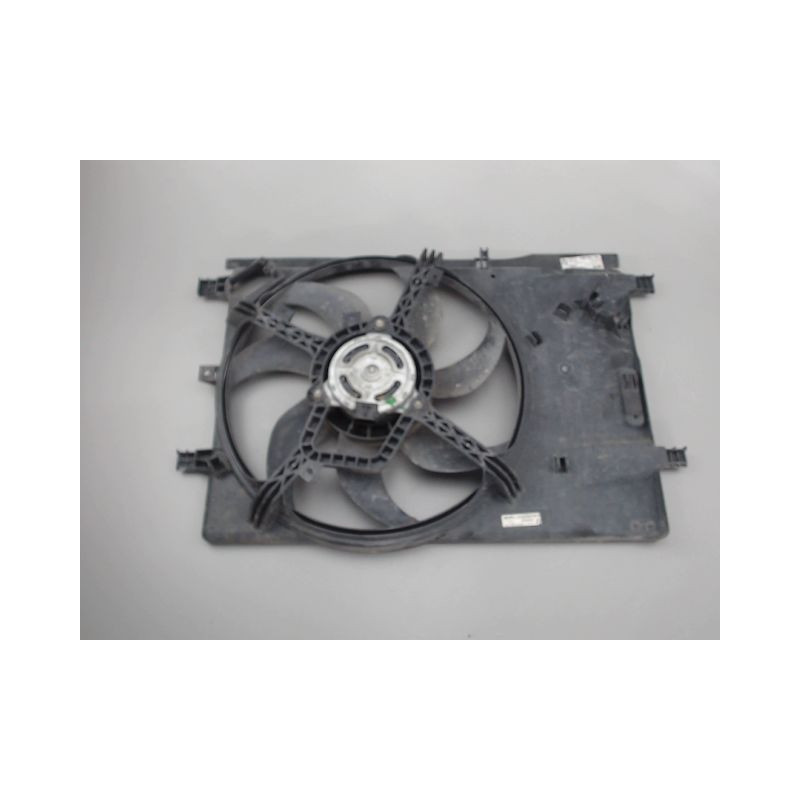 MOTEUR VENTILATEUR RADIATEUR FIAT PUNTO
