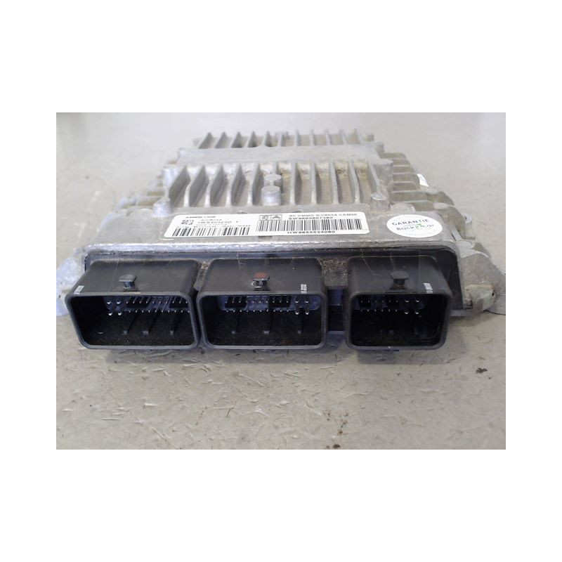 CALCULATEUR MOTEUR PEUGEOT 307