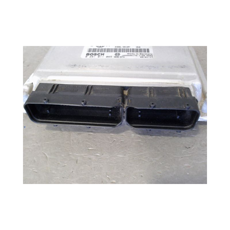 CALCULATEUR MOTEUR VOLKSWAGEN GOLF