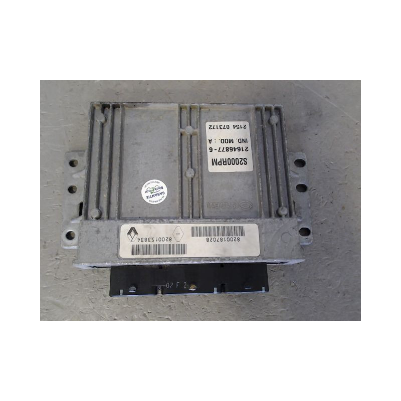 CALCULATEUR MOTEUR RENAULT CLIO