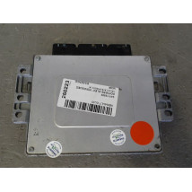 CALCULATEUR MOTEUR RENAULT CLIO