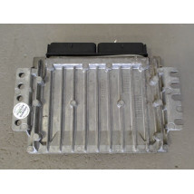 CALCULATEUR MOTEUR RENAULT MEGANE