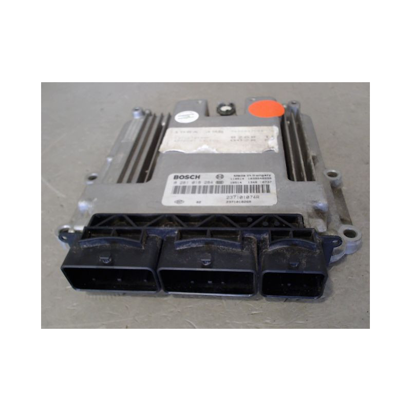 CALCULATEUR MOTEUR RENAULT MEGANE