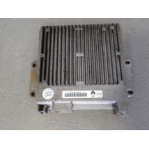 CALCULATEUR MOTEUR RENAULT TWINGO