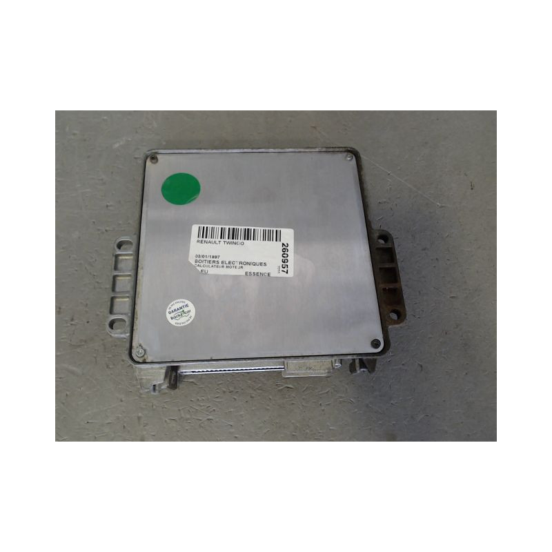 CALCULATEUR MOTEUR RENAULT TWINGO