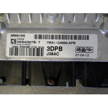 CALCULATEUR MOTEUR FORD FOCUS