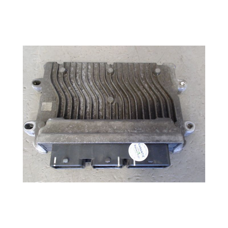 CALCULATEUR MOTEUR PEUGEOT 206