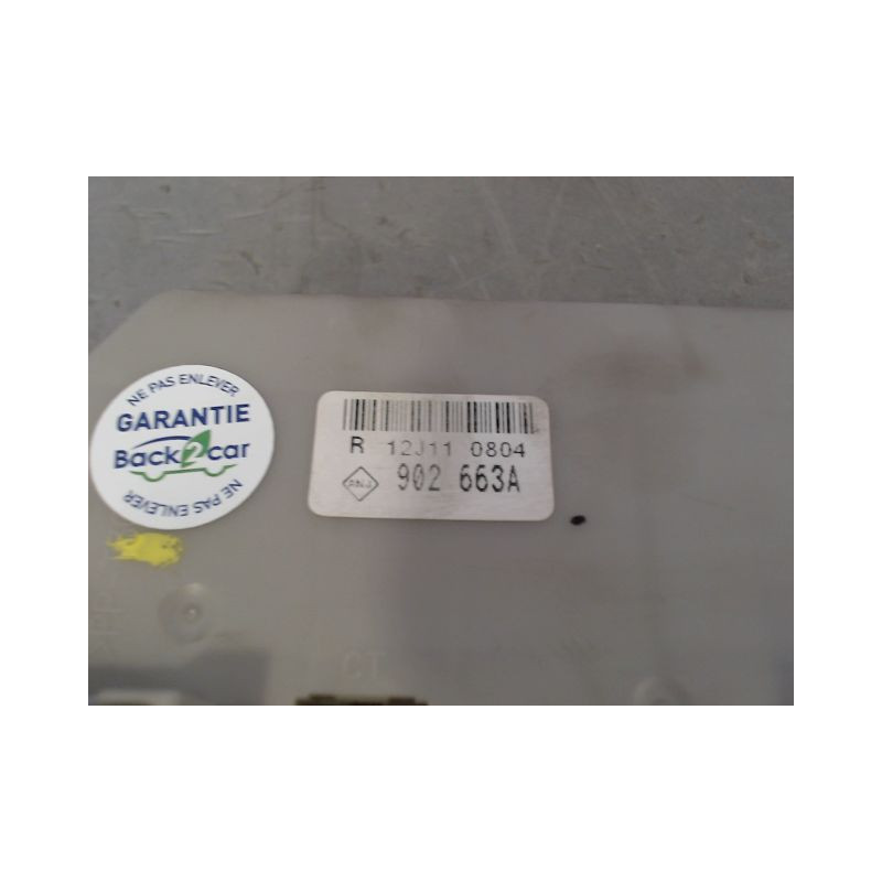 BOITE A FUSIBLES RENAULT CLIO