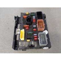 BOITE A FUSIBLES PEUGEOT 307