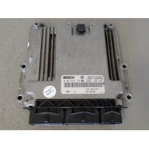 CALCULATEUR MOTEUR RENAULT CLIO