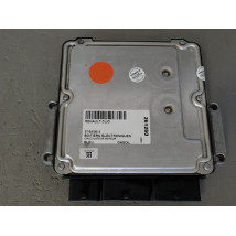 CALCULATEUR MOTEUR RENAULT CLIO