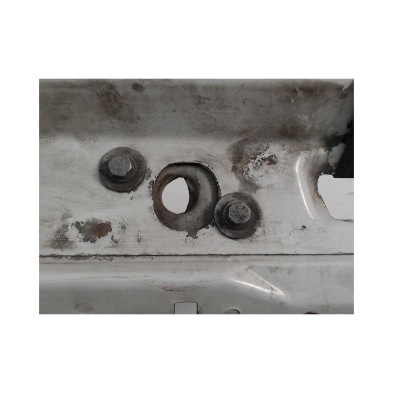 TRAVERSE SUPERIEURE ARMATURE AVANT OPEL MOVANO
