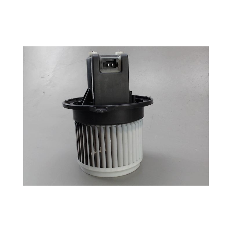 MOTEUR VENTILATEUR CHAUFFAGE LANCIA Y