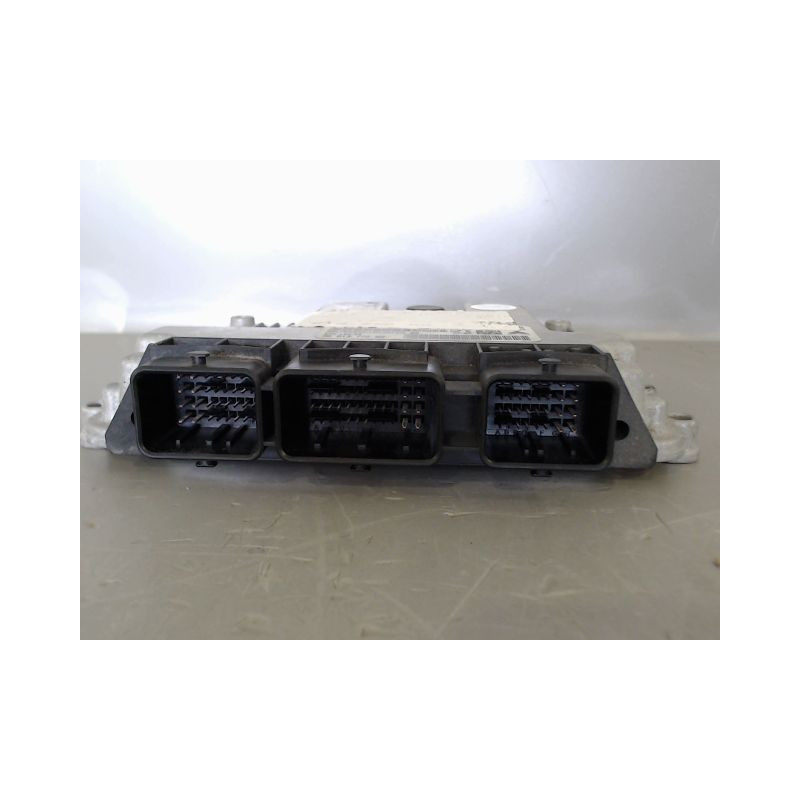 CALCULATEUR MOTEUR CITROEN C4