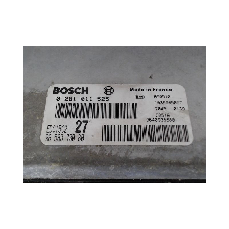 CALCULATEUR MOTEUR PEUGEOT 206