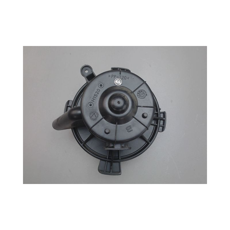 MOTEUR VENTILATEUR CHAUFFAGE PEUGEOT 307