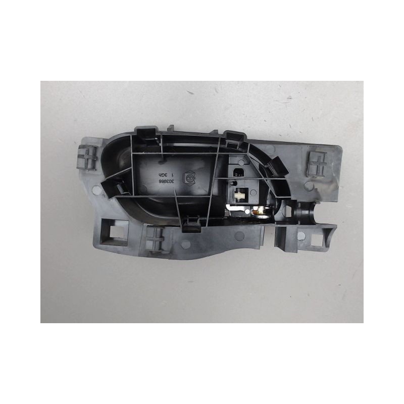 POIGNEE INTERIEURE PORTE AVANT GAUCHE PEUGEOT 208