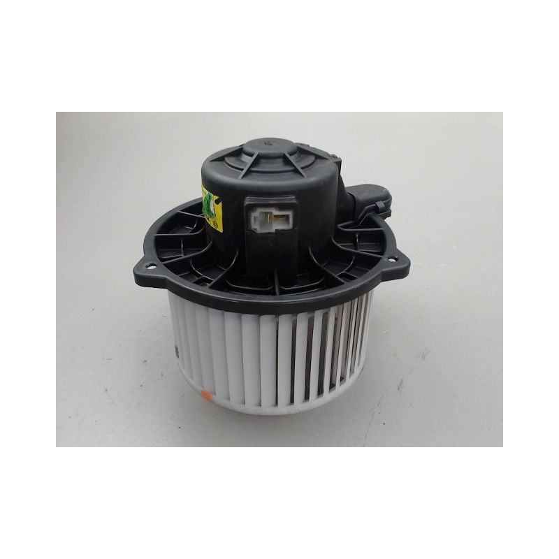 MOTEUR VENTILATEUR CHAUFFAGE HYUNDAI I10
