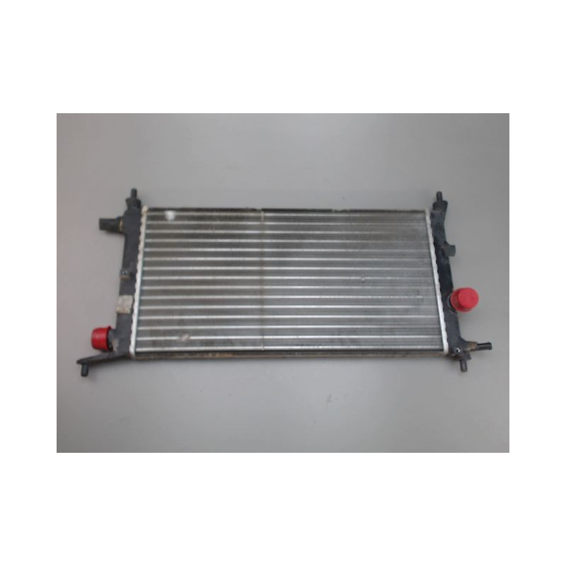 RADIATEUR OPEL CORSA