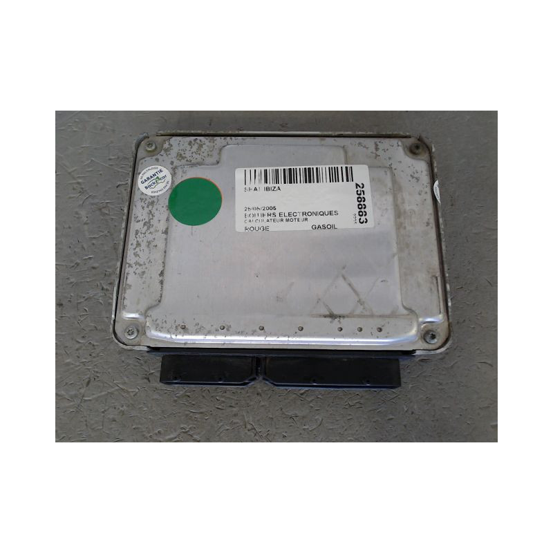 CALCULATEUR MOTEUR SEAT IBIZA