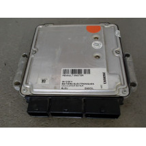 CALCULATEUR MOTEUR RENAULT MASTER