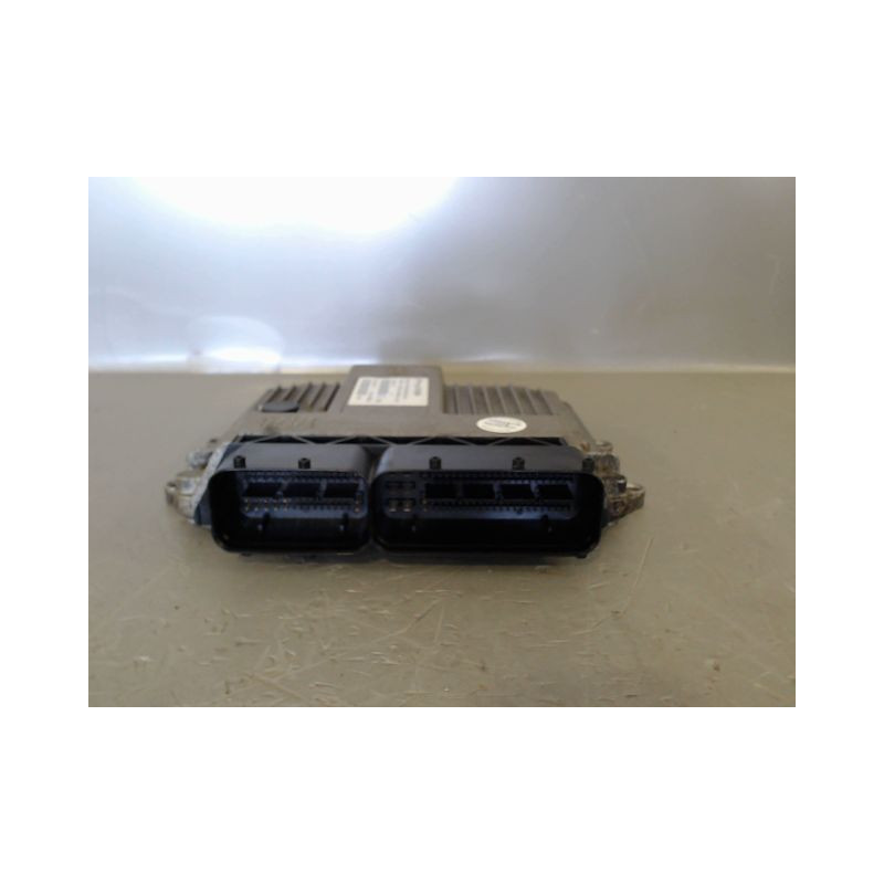 CALCULATEUR MOTEUR FIAT PANDA
