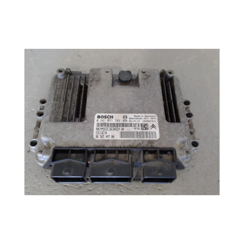 CALCULATEUR MOTEUR PEUGEOT 206