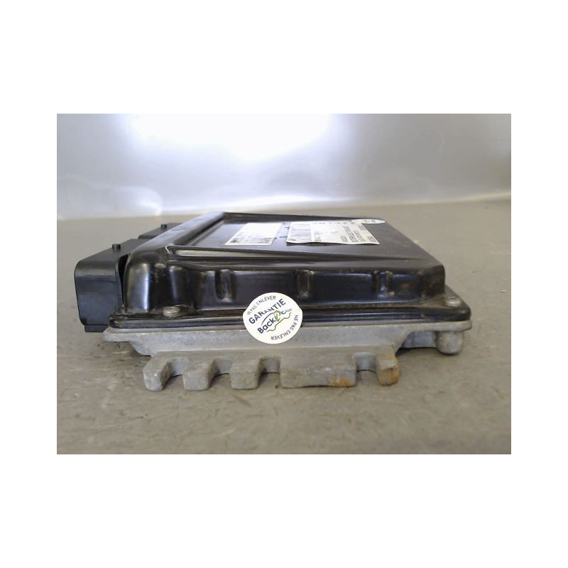 CALCULATEUR MOTEUR RENAULT TWINGO